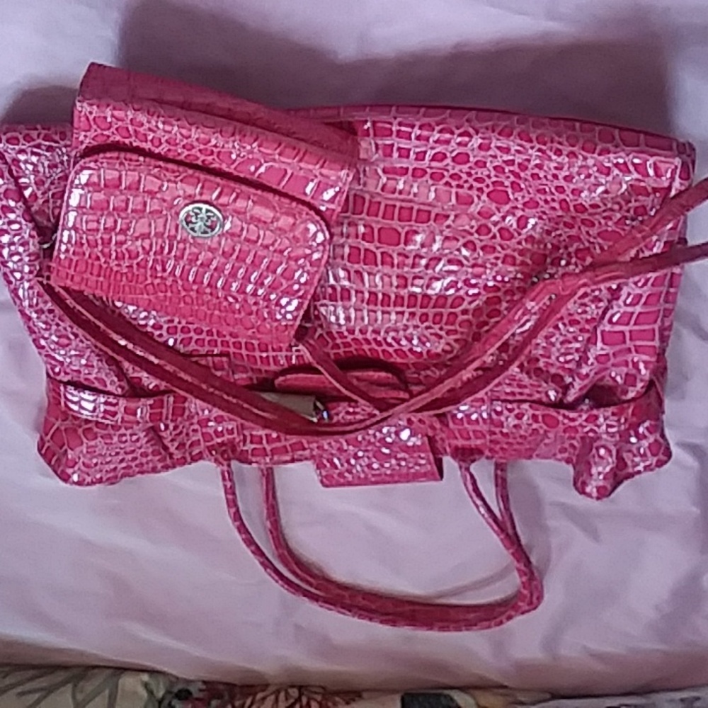 NWOT Beautiful large adjustable tote purse with matching crossbody wallet purse